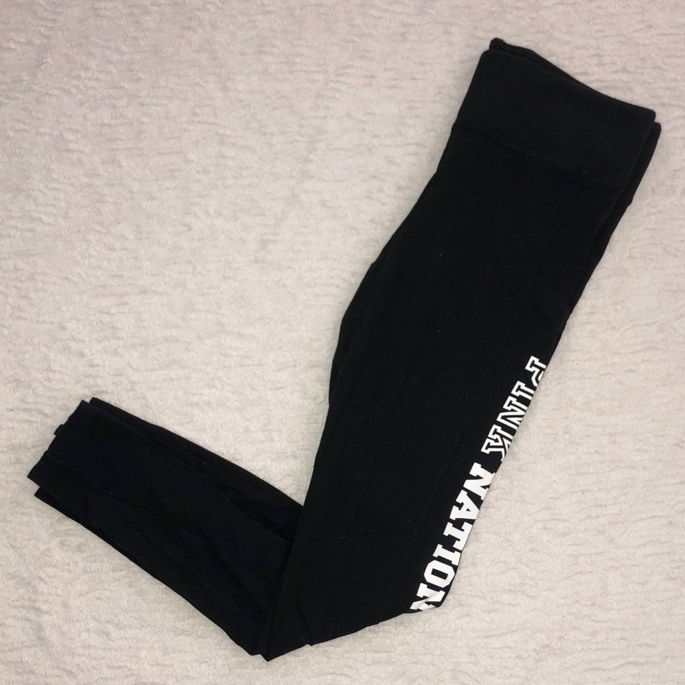 SOLD | VS PINK NATION Pocketed Leggings